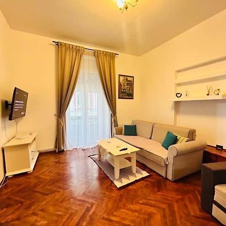 Hidden Gem In The Old Town Apartment Timisoara Bagian luar foto