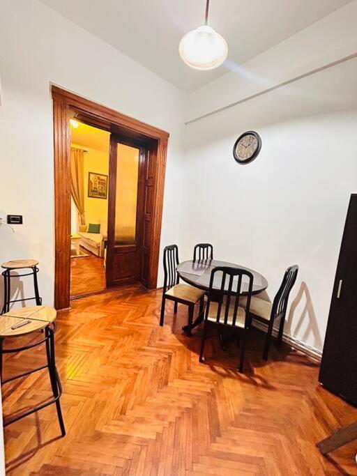 Hidden Gem In The Old Town Apartment Timisoara Bagian luar foto